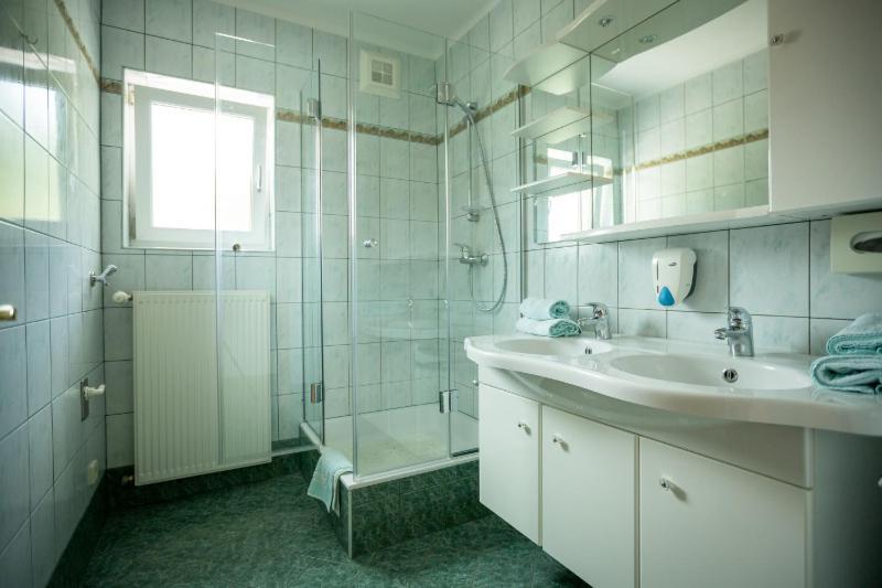 Appartements Caroline Ossiach Exterior photo